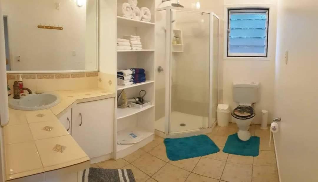 Are Tamareni 2Br Beach Cottage Or River Studio أفاروا الغرفة الصورة