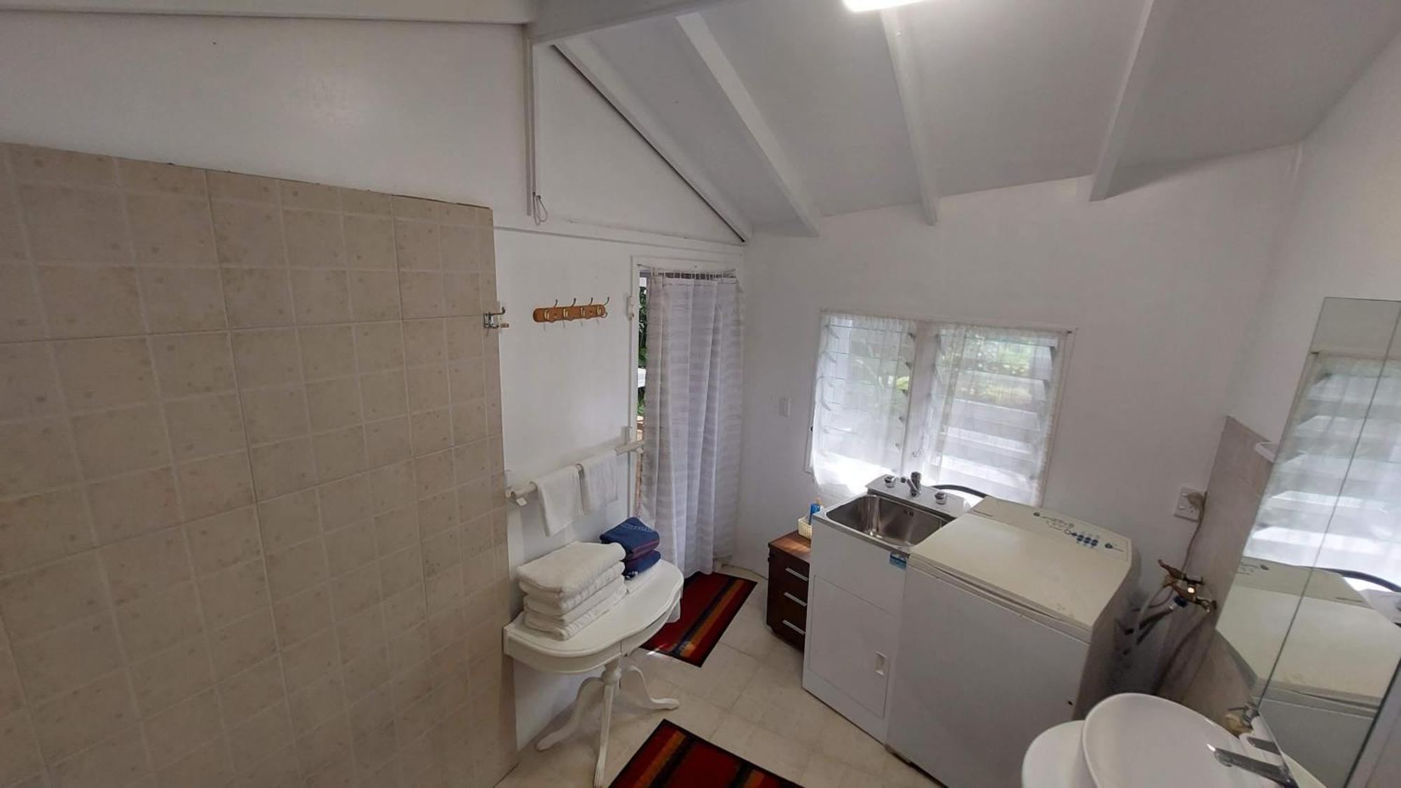 Are Tamareni 2Br Beach Cottage Or River Studio أفاروا الغرفة الصورة
